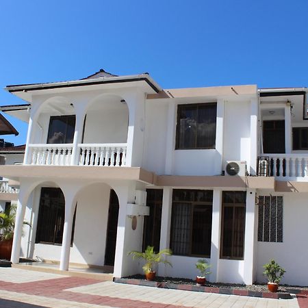 Mikocheni Condo Hotel & Apartments Darüsselam Dış mekan fotoğraf